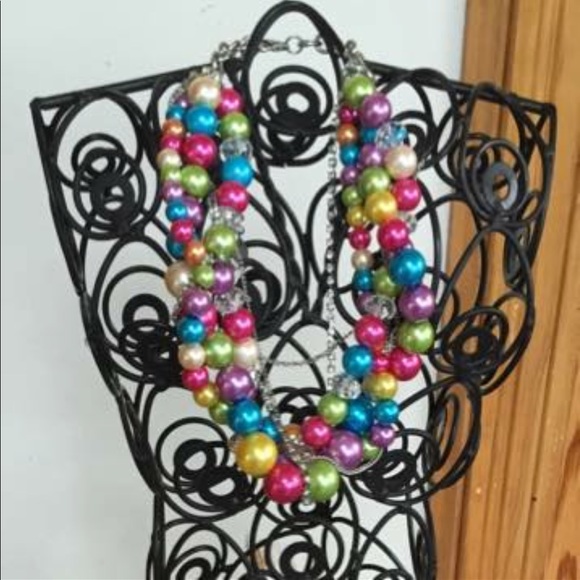 Fabulous & Chic Boutique - Picture 5 of 5